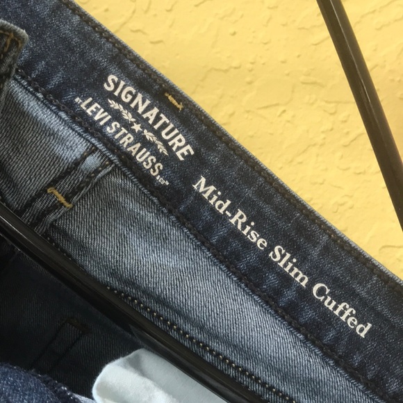 Jeans - Picture 2 of 3